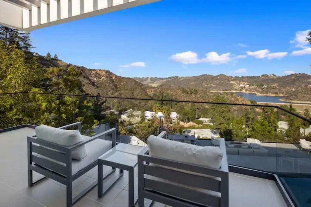 Photo of Outdoor in Beverly Hills