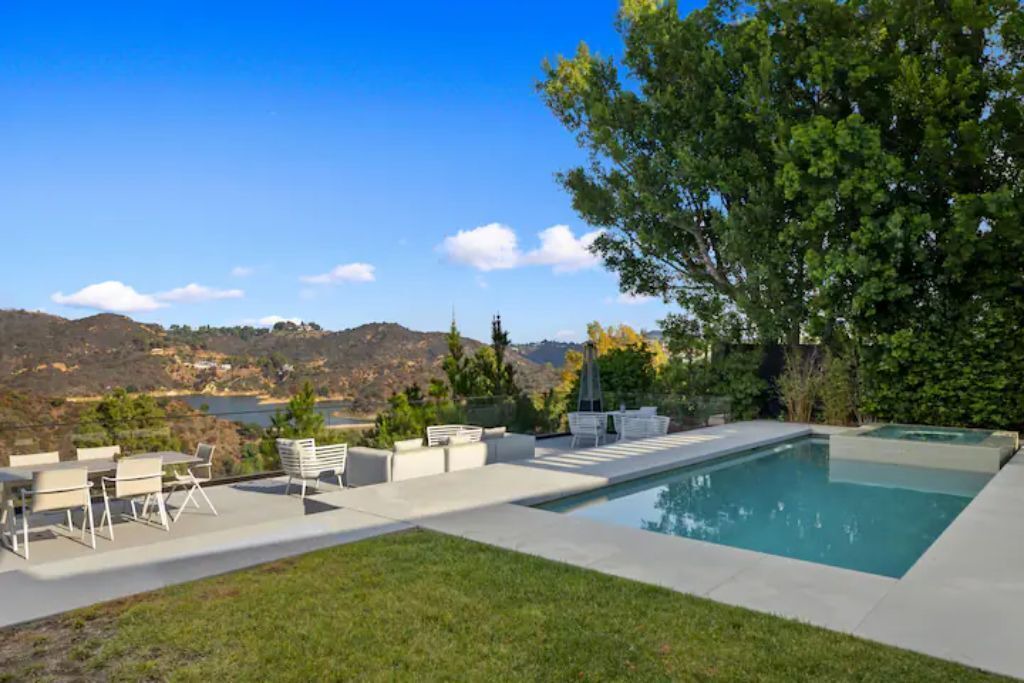Photo of Outdoor in Beverly Hills