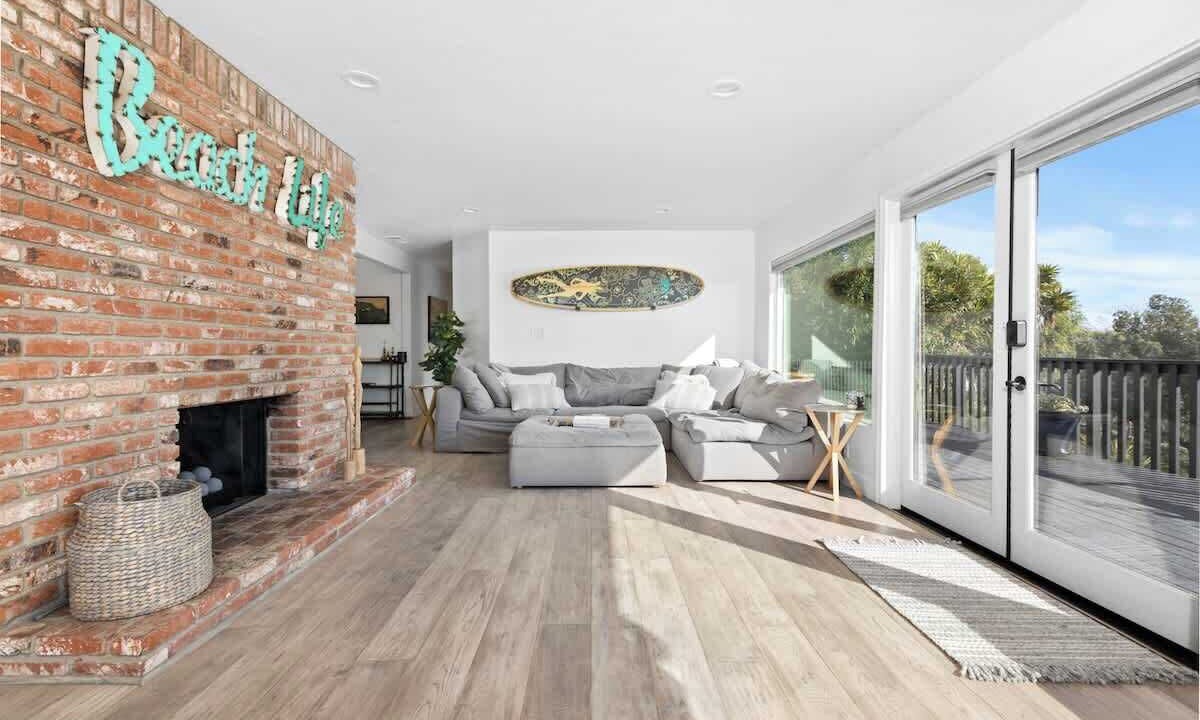 Photo of Livingroom in Ventura