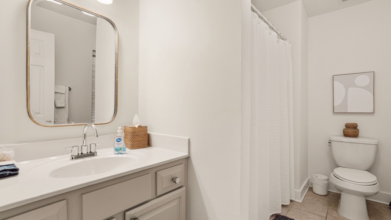 Photo of Bathroom in Ocean Springs
