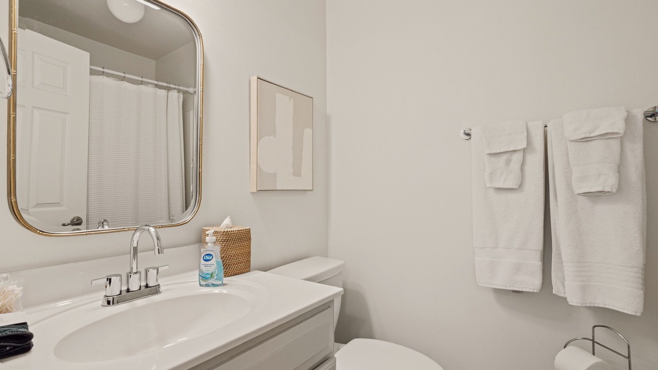 Photo of Bathroom in Ocean Springs