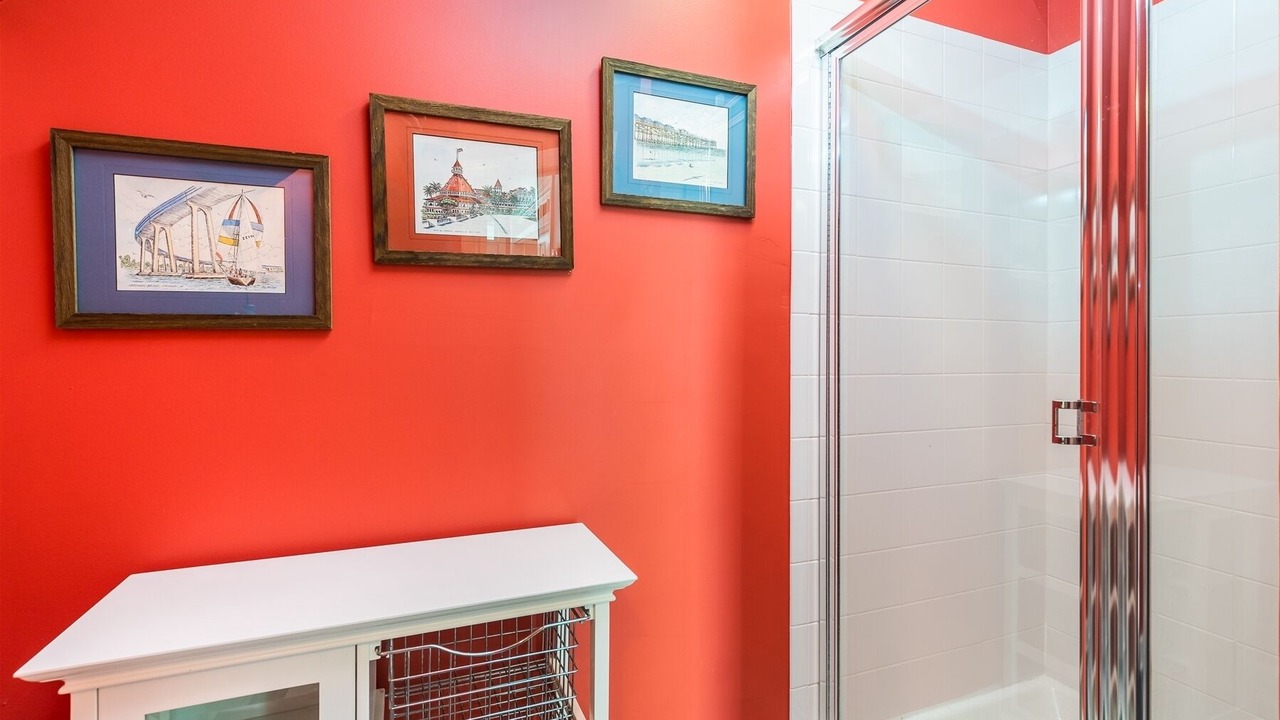 Photo of Bathroom in Sunset Island
