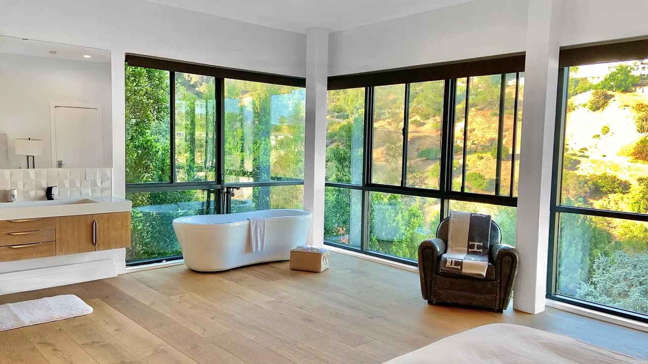 Photo of Bedroom in Hollywood Dell