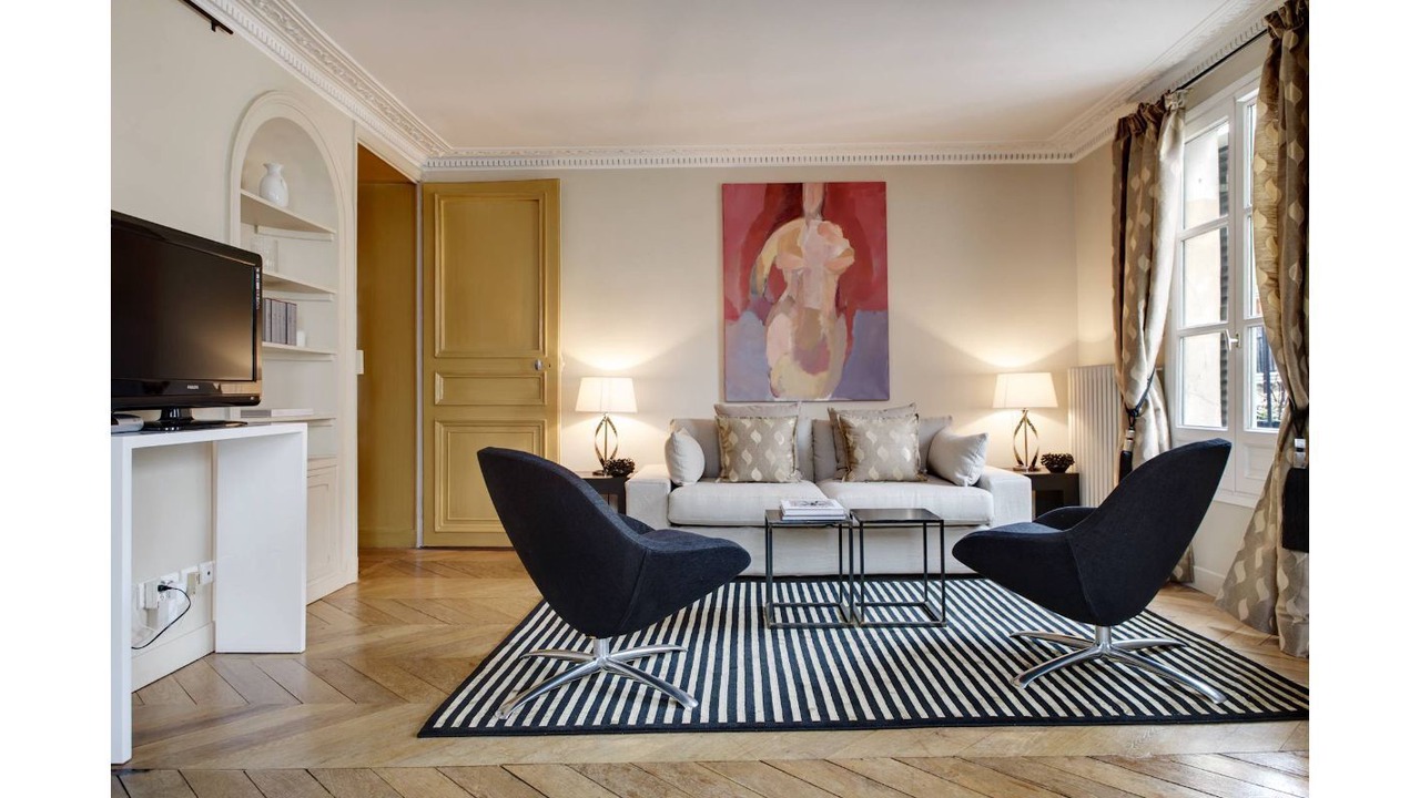 Photo of Livingroom in 2nd Arrondissement