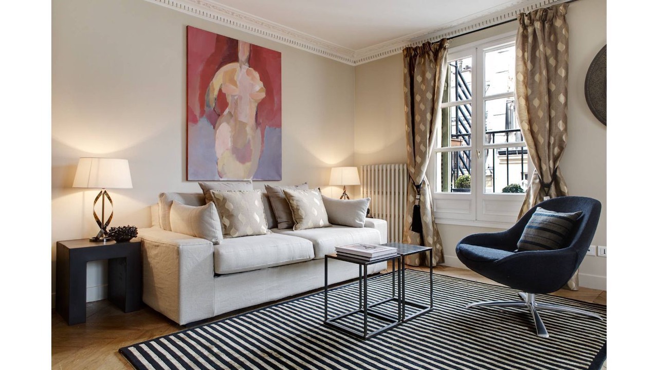 Photo of Livingroom in 2nd Arrondissement