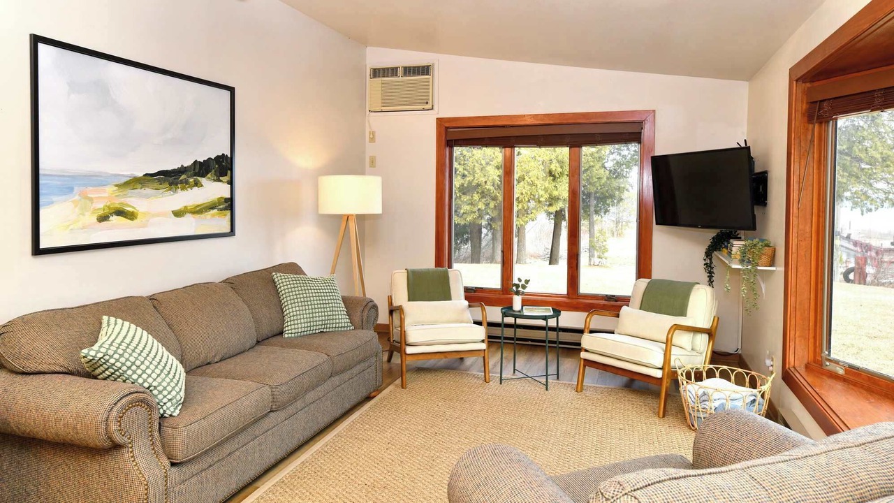Photo of Bedroom in Ellison Bay