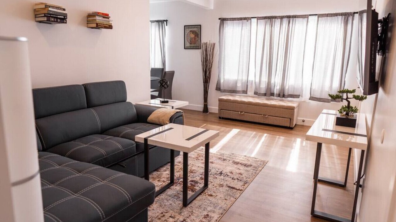 Photo of Bedroom in NoHo Arts District