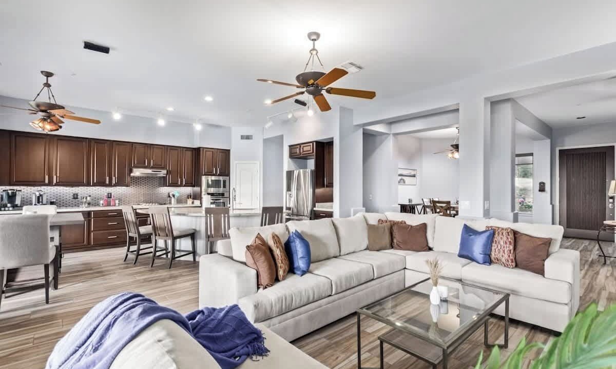 Photo of Bedroom in Paloma Paseo