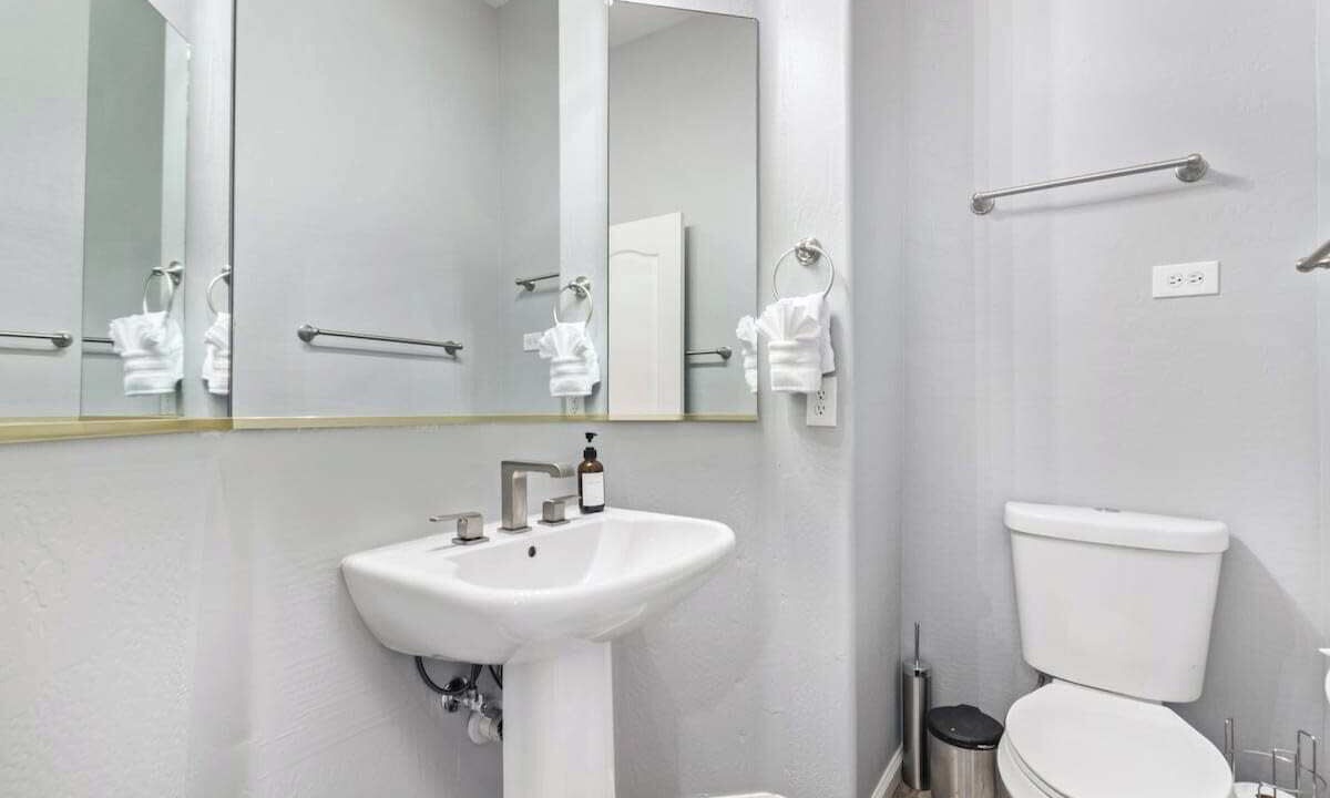 Photo of Bathroom in Paloma Paseo