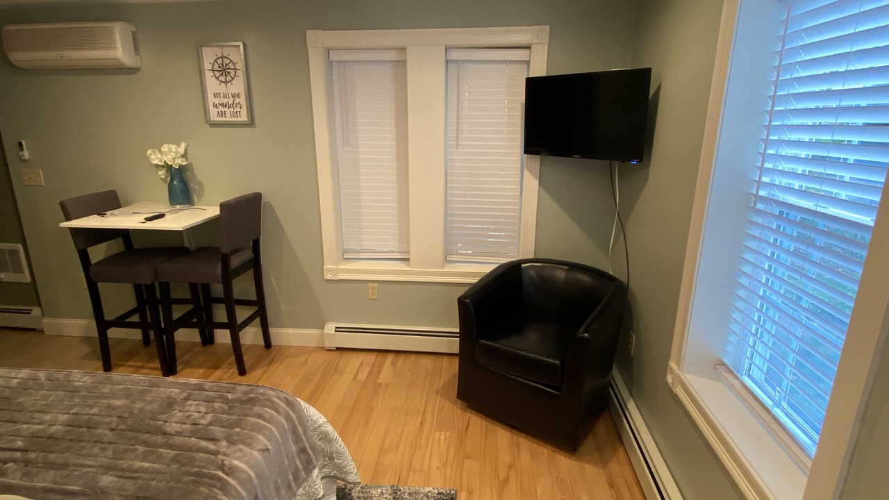 Photo of Bedroom in Chiltonville