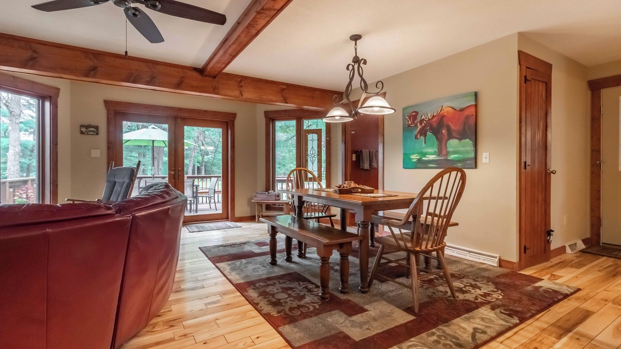Photo of Livingroom in Friendship
