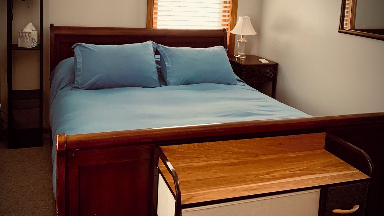 Photo of Bedroom in Isle