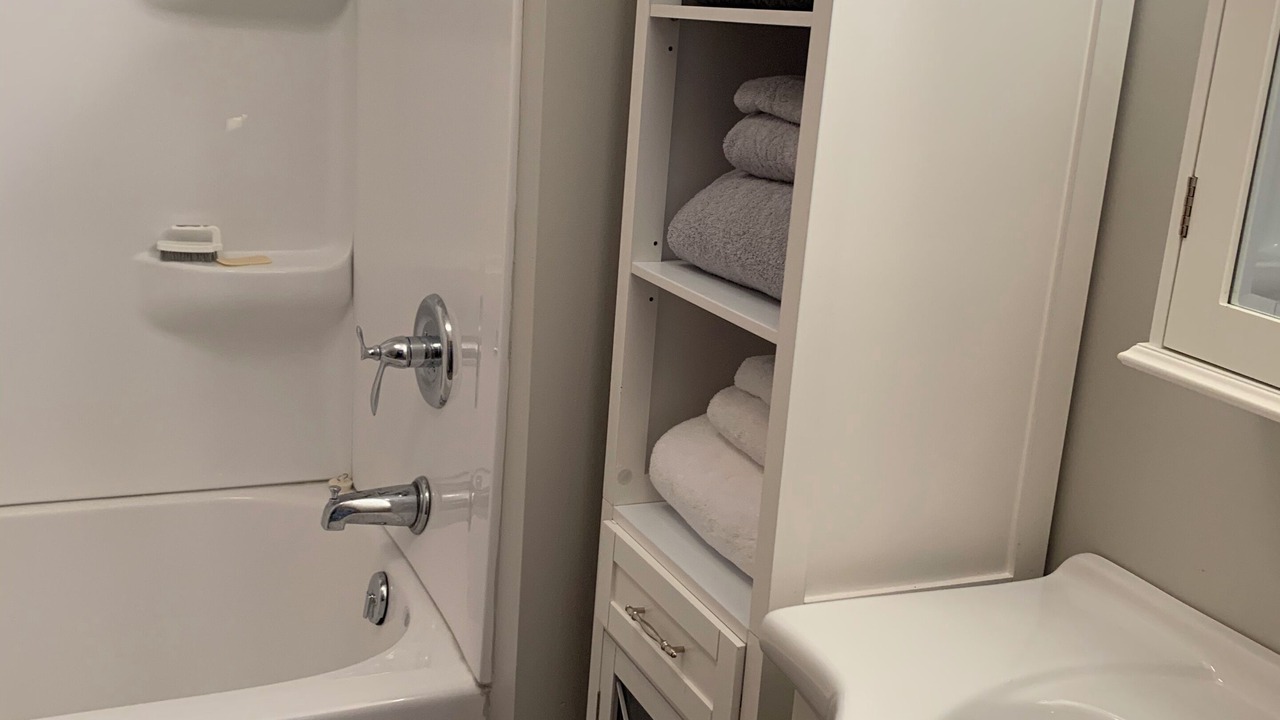 Photo of Bathroom in Isle