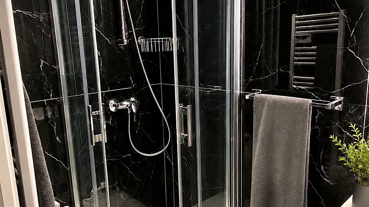 Photo of Bathroom in Batignolles