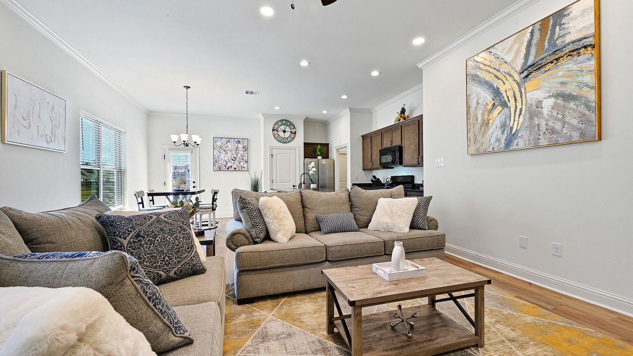 Photo of Livingroom in Highlands - Perkins