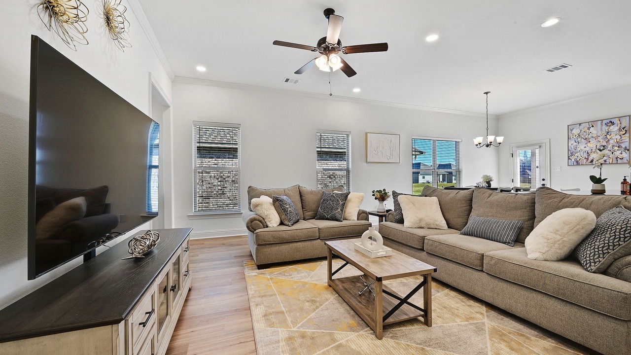 Photo of Livingroom in Highlands - Perkins