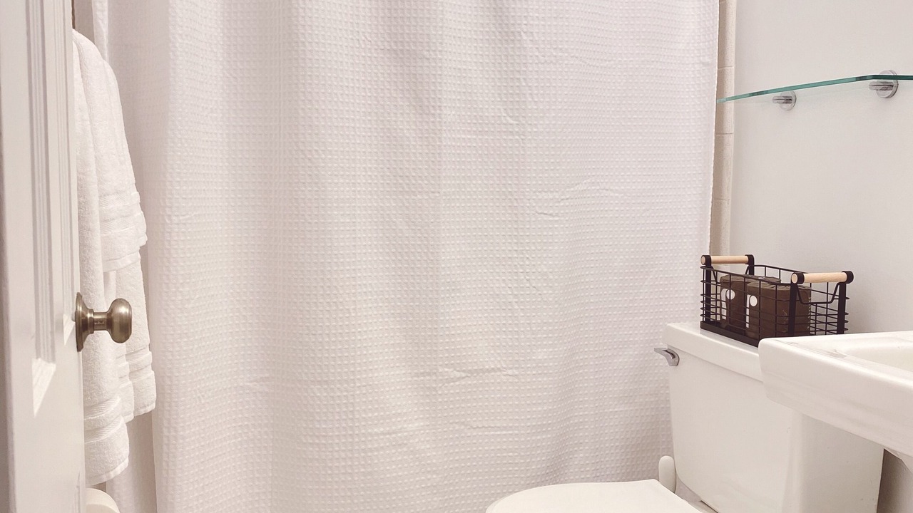 Photo of Bathroom in Stanton Park