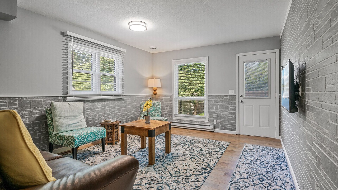 Photo of Livingroom in Rochester