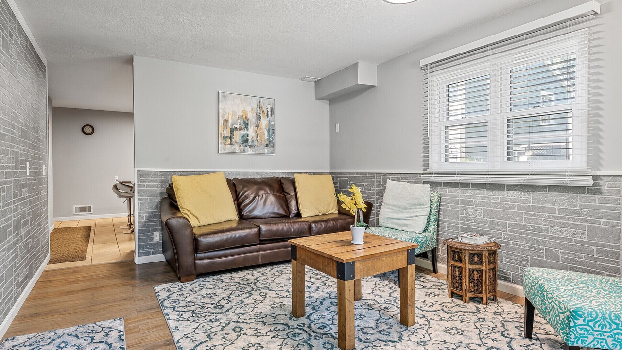 Photo of Livingroom in Rochester