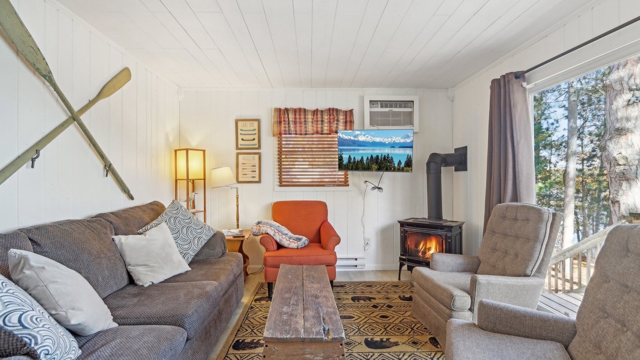 Photo of Livingroom in Wautoma
