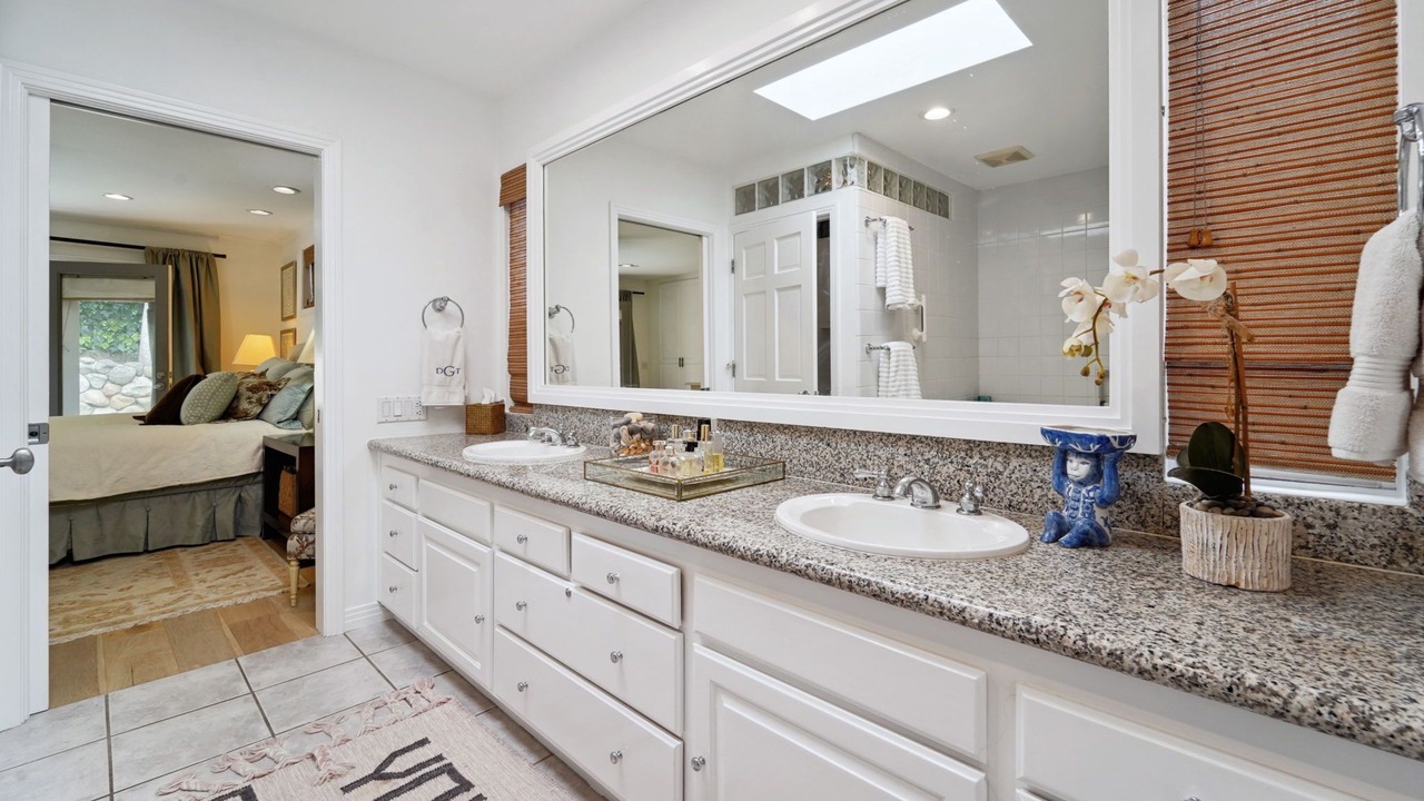 Photo of Bathroom in Pacific Palisades