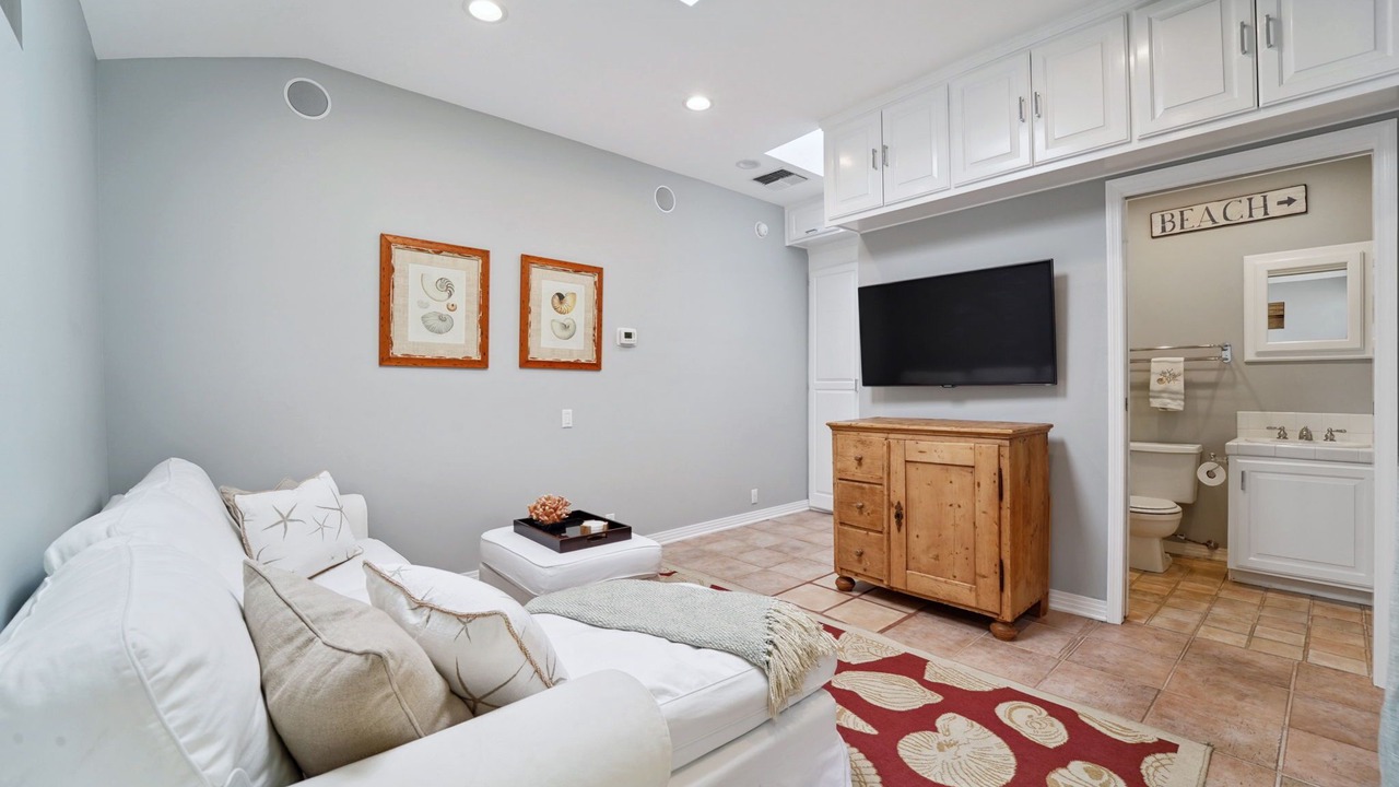 Photo of Bathroom in Pacific Palisades