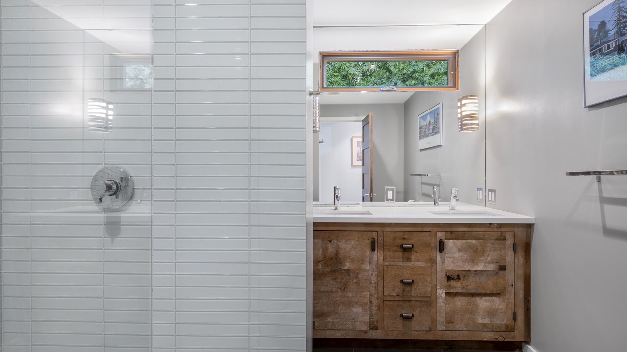 Photo of Bathroom in East Mesa