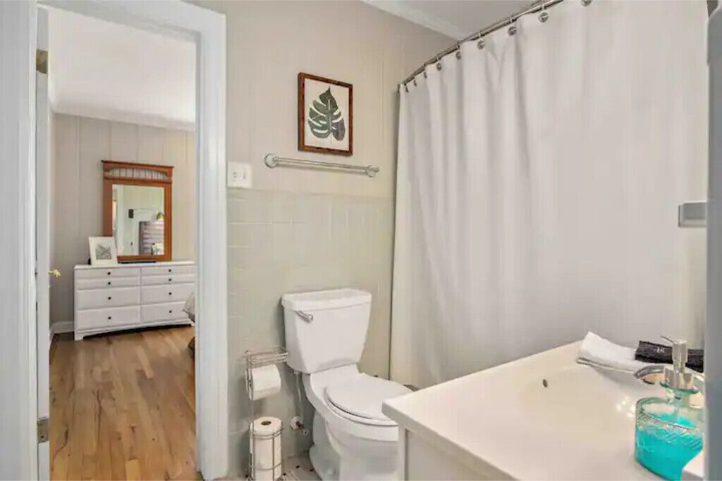 Photo of Bathroom in Mobile