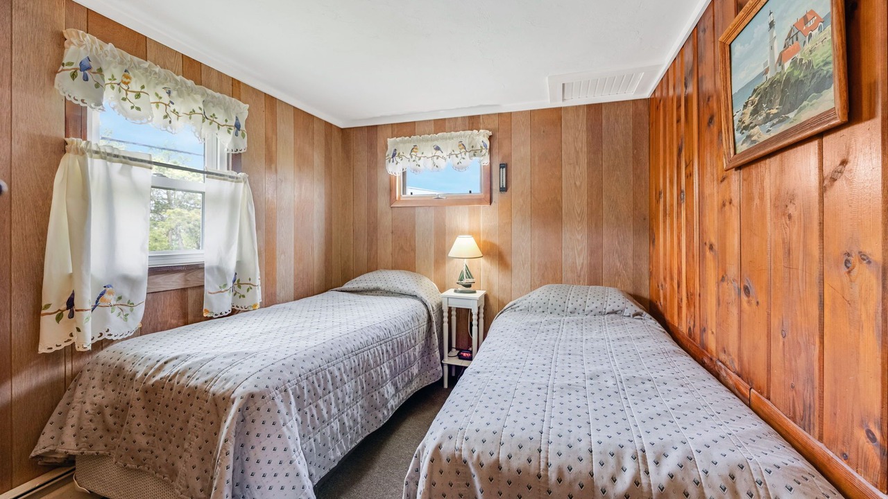Photo of Bedroom in Sagamore Beach