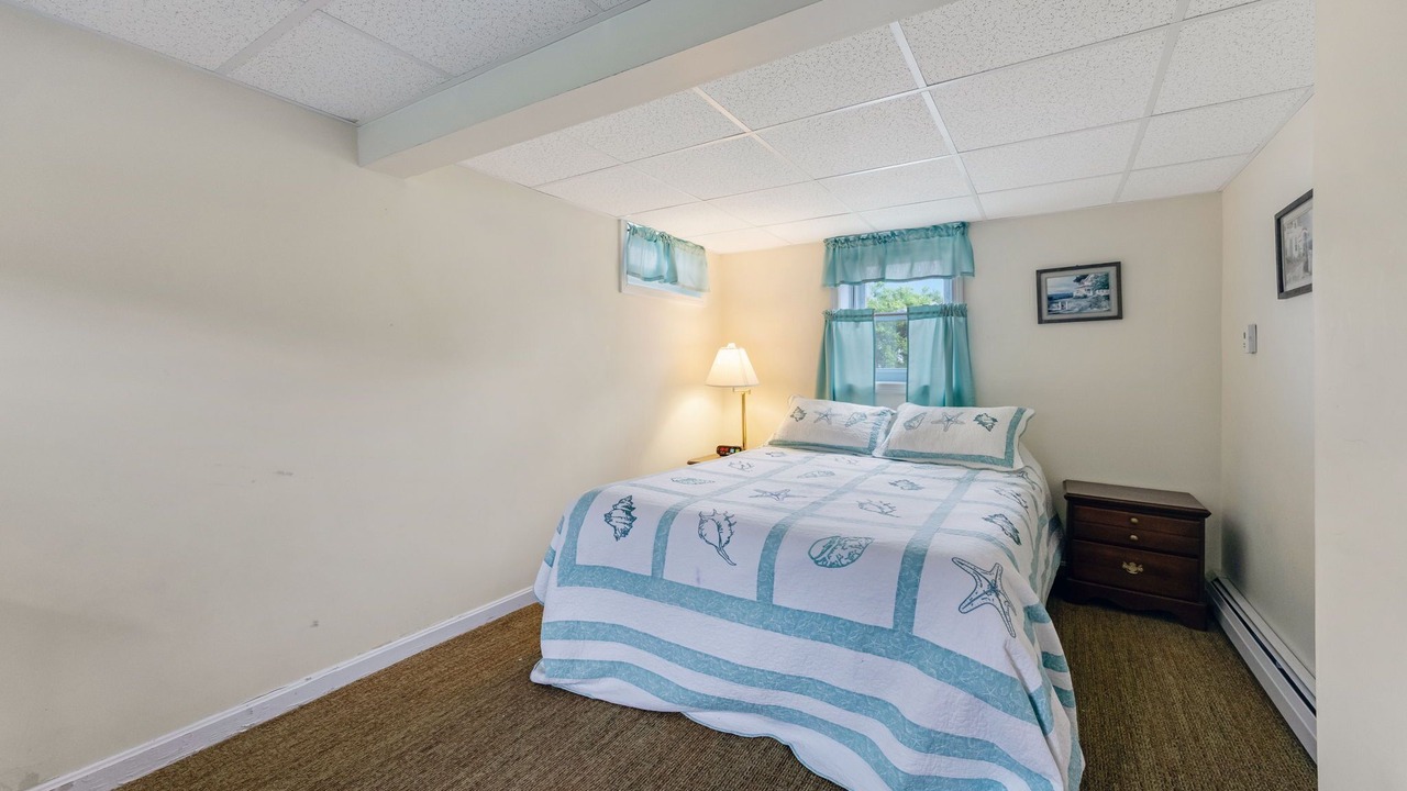 Photo of Bedroom in Sagamore Beach