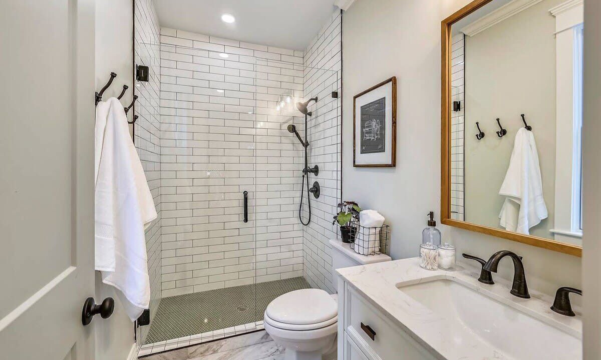 Photo of Bathroom in Egleston Square