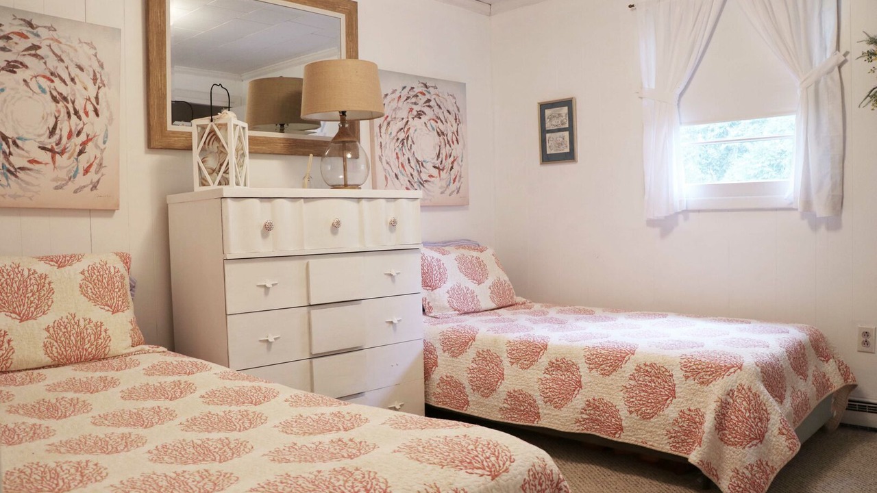 Photo of Bedroom in Bonnet Shores