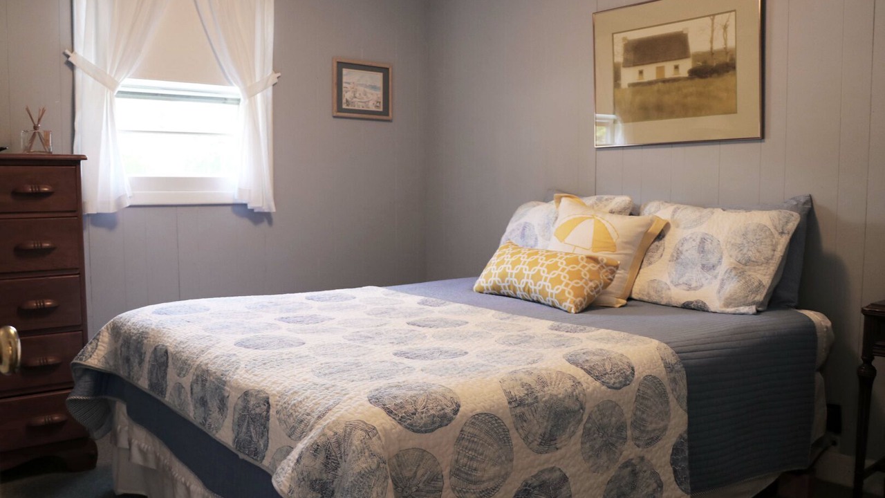 Photo of Bedroom in Bonnet Shores