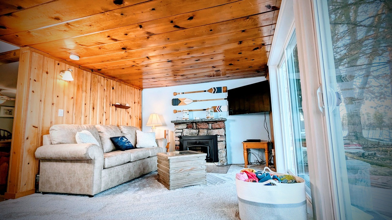 Photo of Livingroom in Wautoma