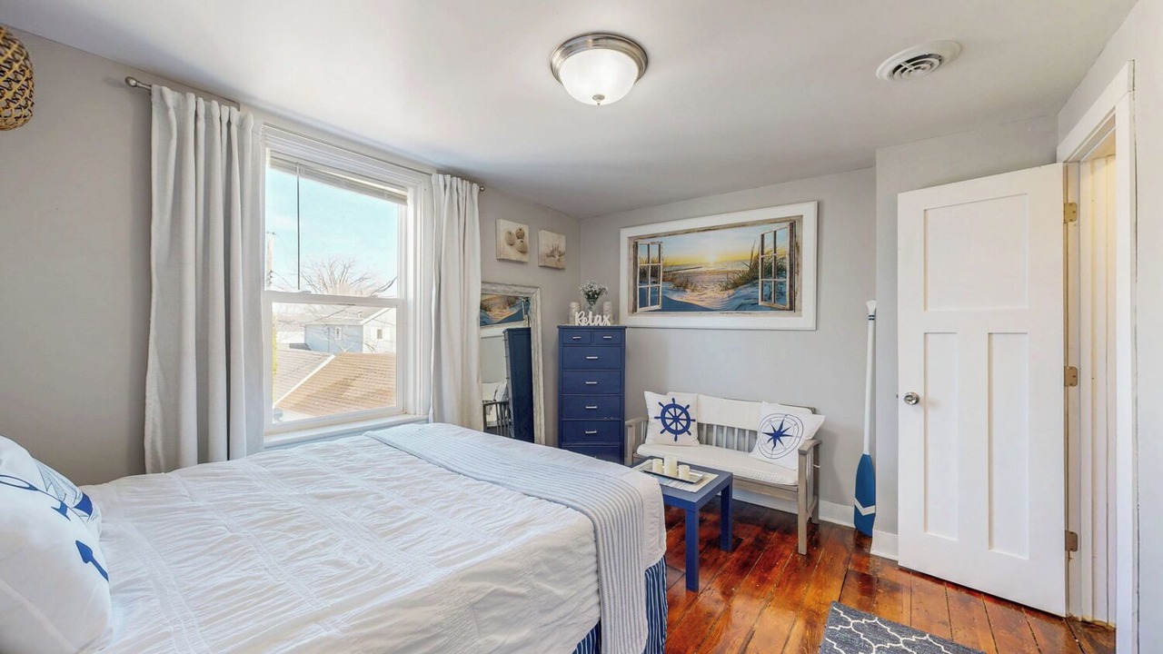 Photo of Bedroom in Lake City