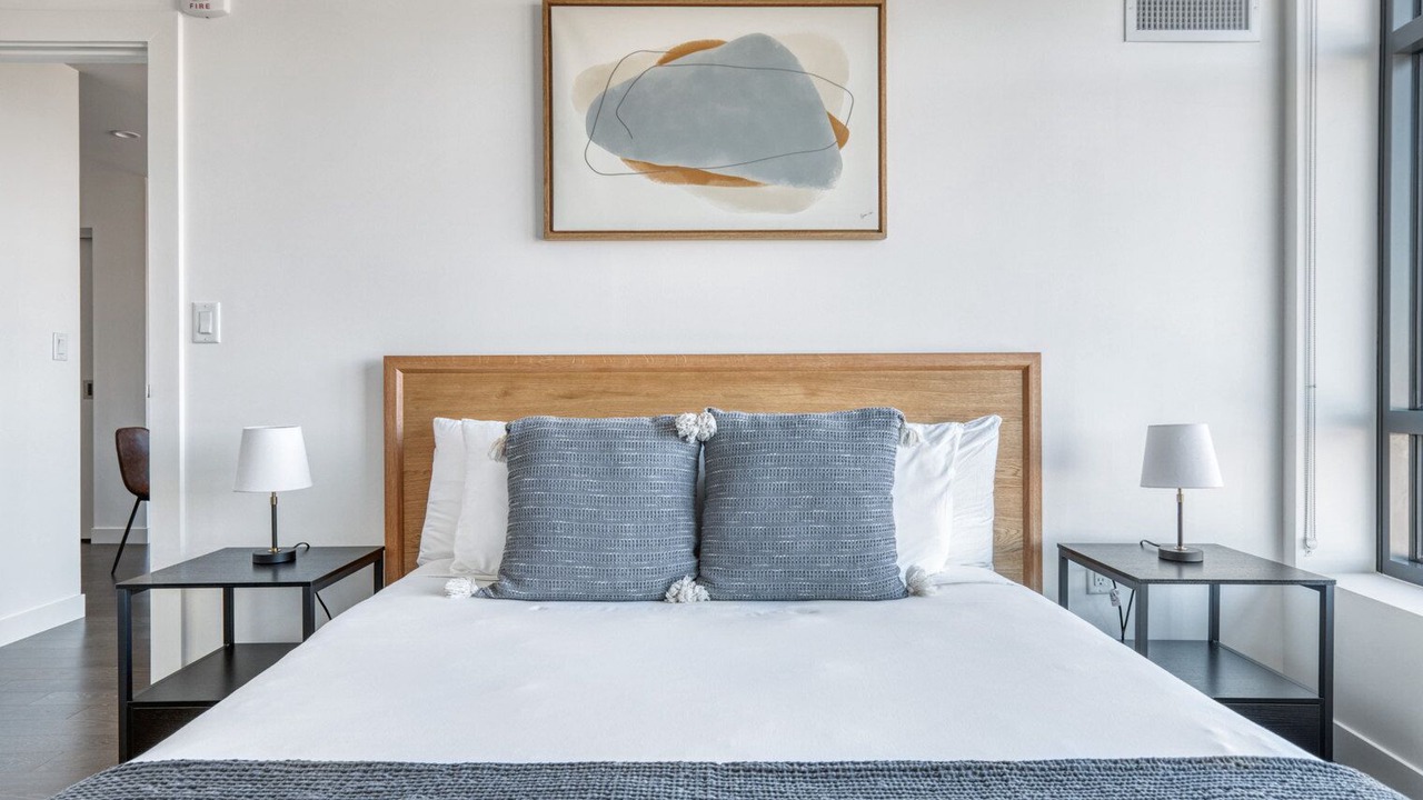 Photo of Bedroom in Fenway–Kenmore