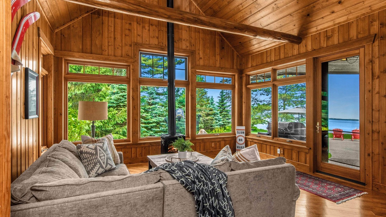 Photo of Bedroom in Crosslake