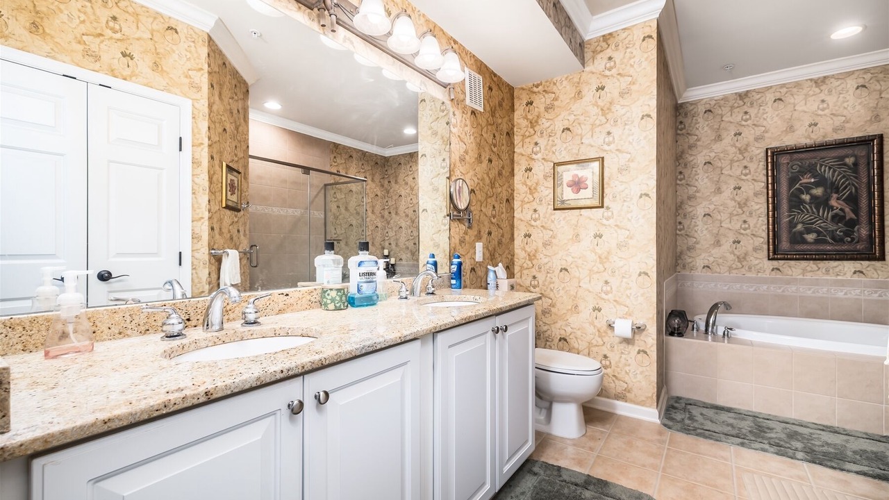 Photo of Bathroom in Sunset Island