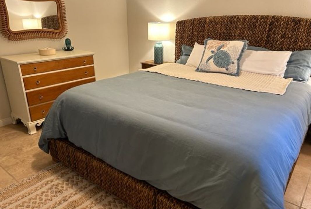 Photo of Bedroom in Oxnard Shores