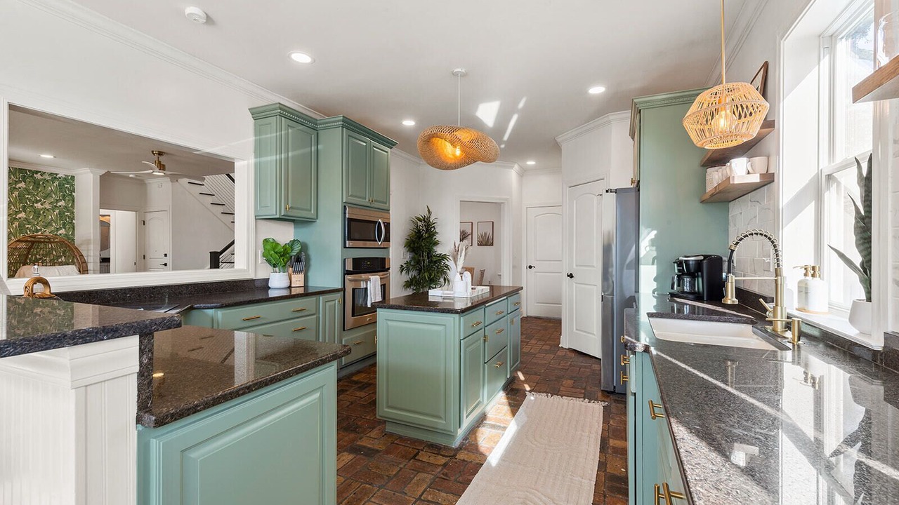 Photo of Kitchen in Henderson Point
