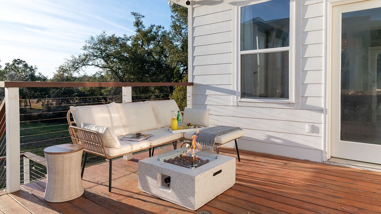 Photo of Patio Balcony in Henderson Point