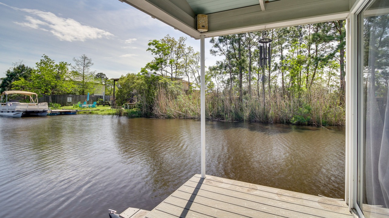 Photo of Patio Balcony in Shoreline Park