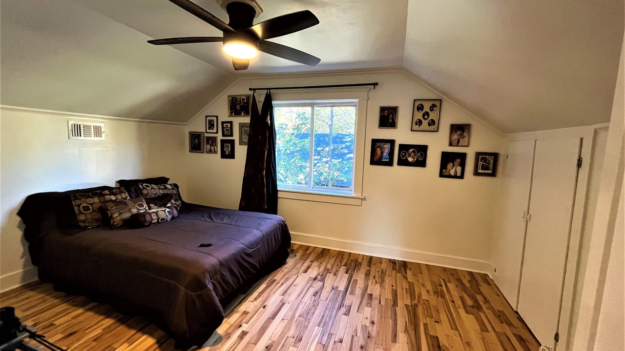 Photo of Bedroom in Hattiesburg
