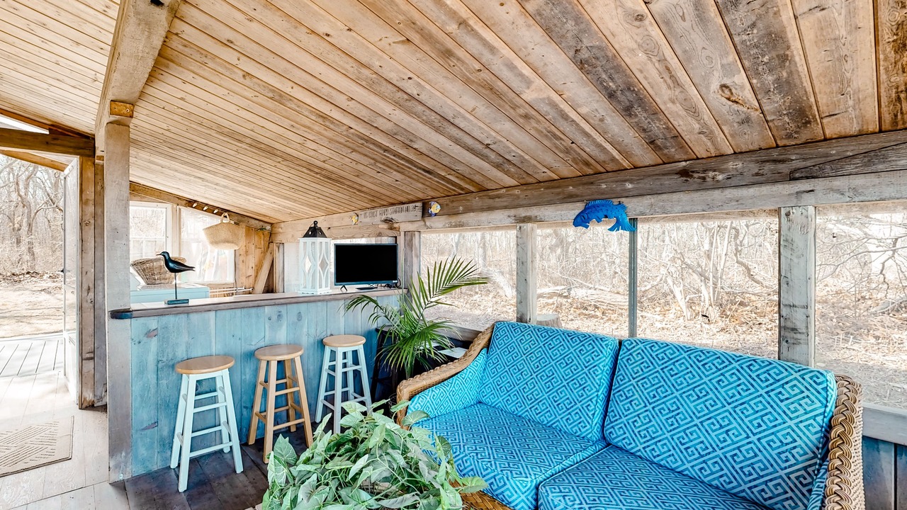 Photo of Livingroom in Aquinnah
