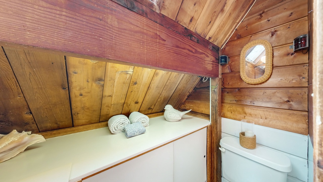 Photo of Bathroom in Aquinnah