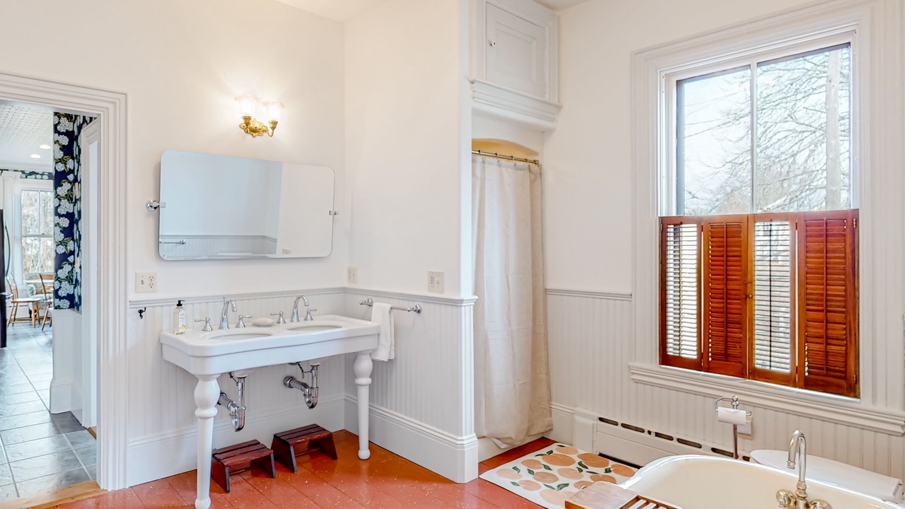 Photo of Bathroom in West Dennis