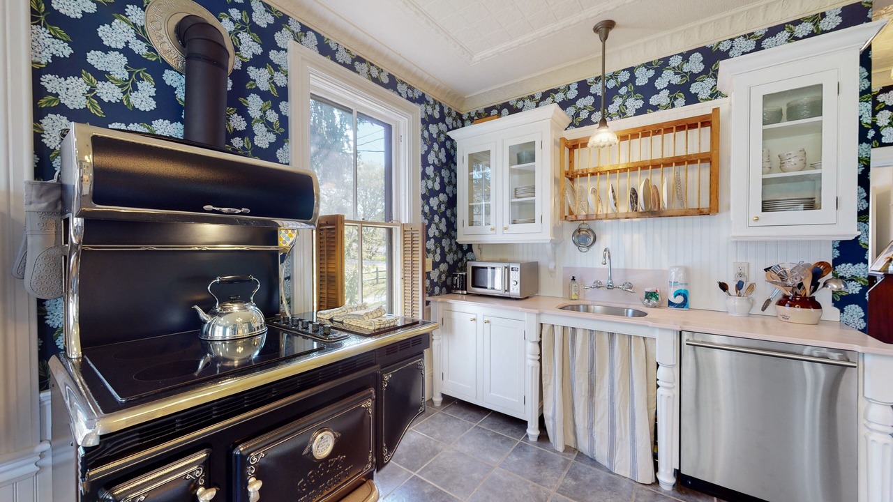 Photo of Kitchen in West Dennis