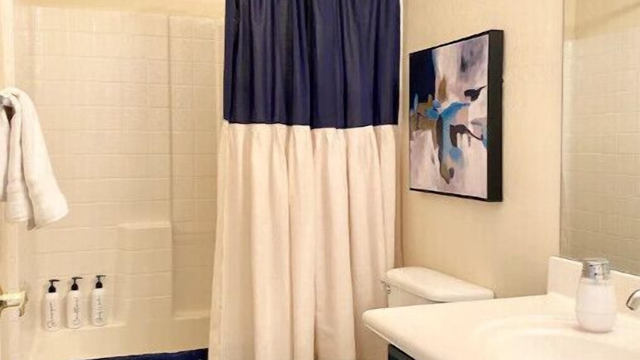 Photo of Bathroom in Central Scottsdale