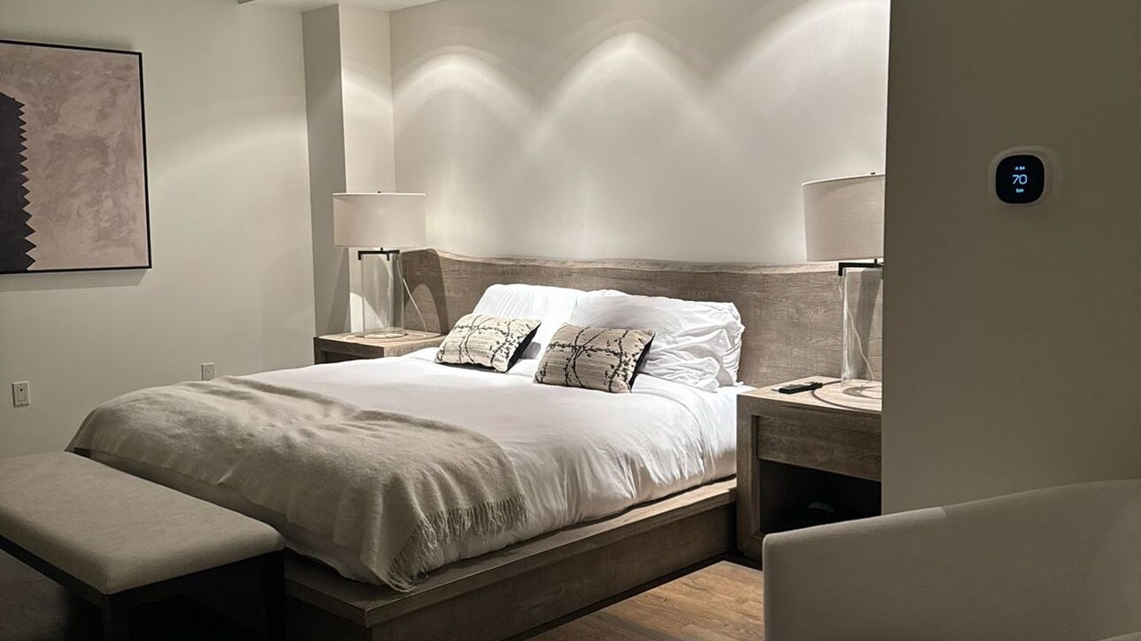 Photo of Bedroom in Hollywood Hills West