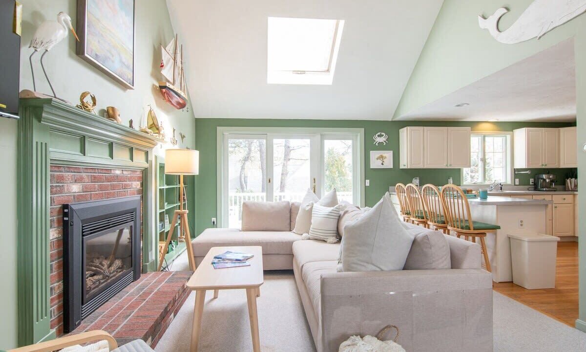 Photo of Livingroom in South Chatham